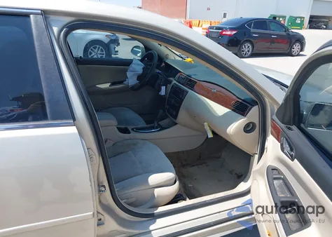 2010 Chevrolet Impala Lt z USA, uszkodzony, nr VIN 2G1WB5EKXA1226122